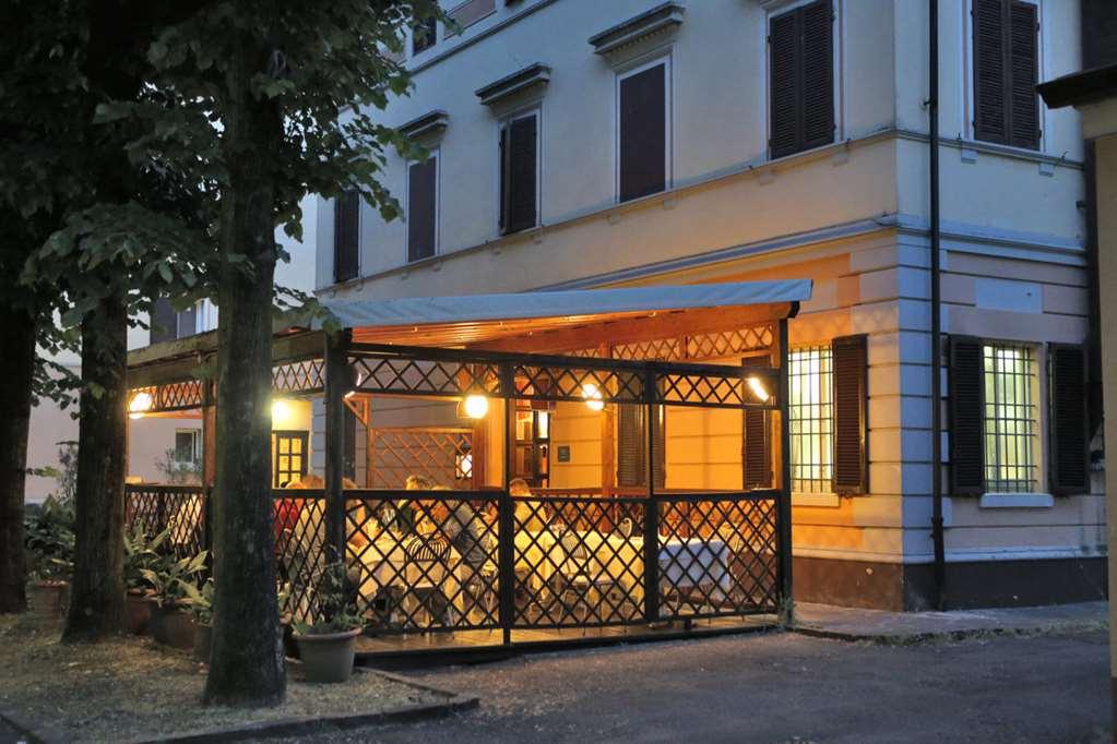 Hotel Le Ville Modena Étterem fotó