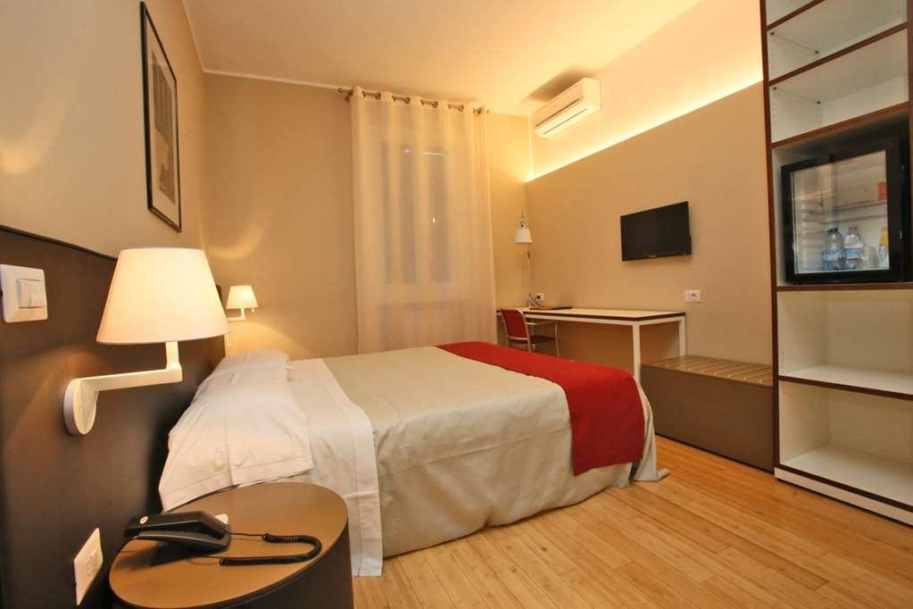Hotel Le Ville Modena Szoba fotó